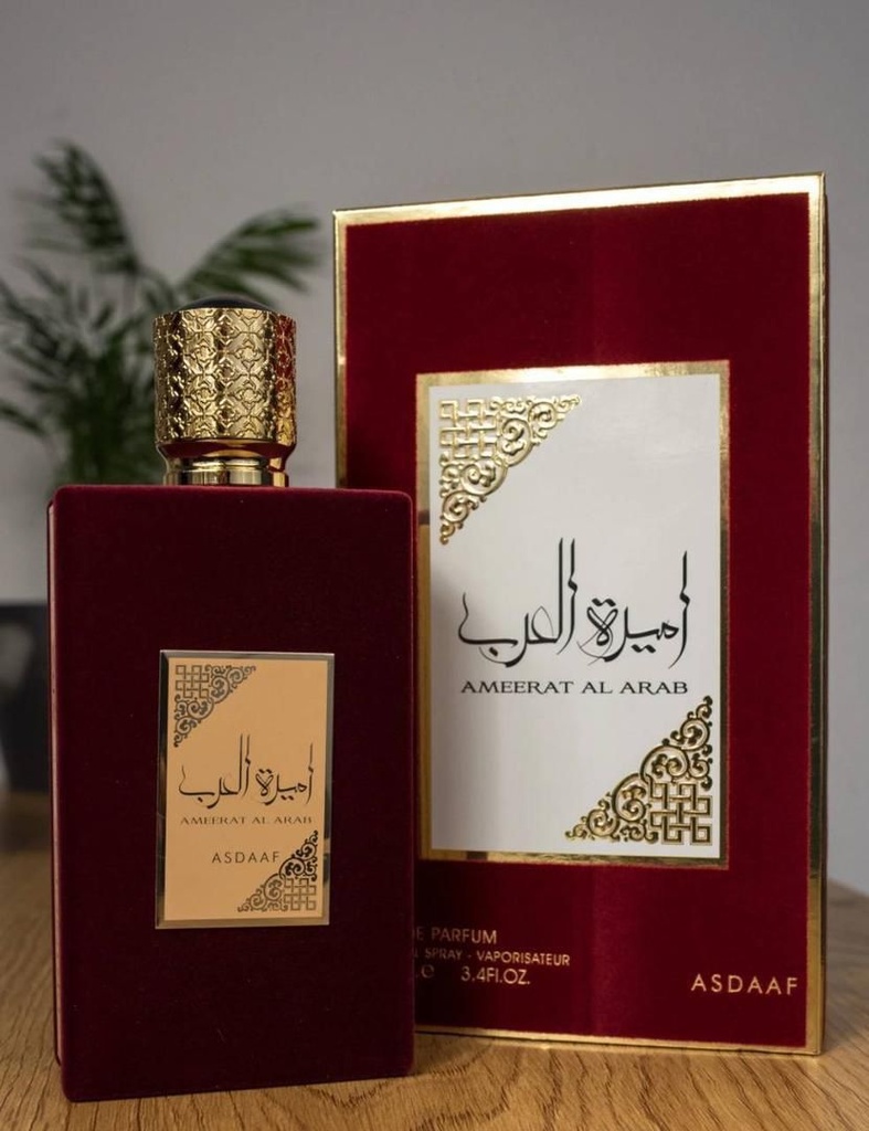 يظهر في الصورة عطر "أميرة العرب" (Ameerat Al Arab) من دار أصداف (Asdaaf) التابعة لشركة لطافة.
